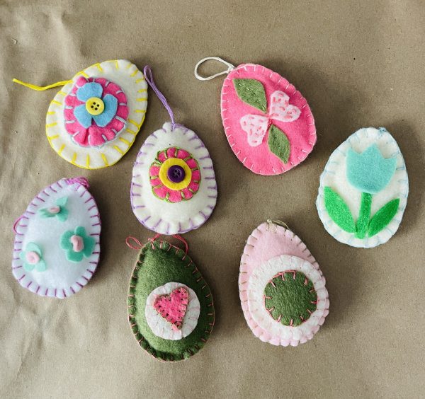 (04/18/25) APRIL WOMEN'S CIRCLE • FELT EGG ORNAMENTS